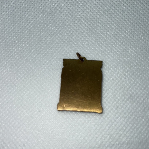 SPORTS HURDLES PENDANT ANTIQUE BRASE TONE VINTAGE - Picture 5 of 8